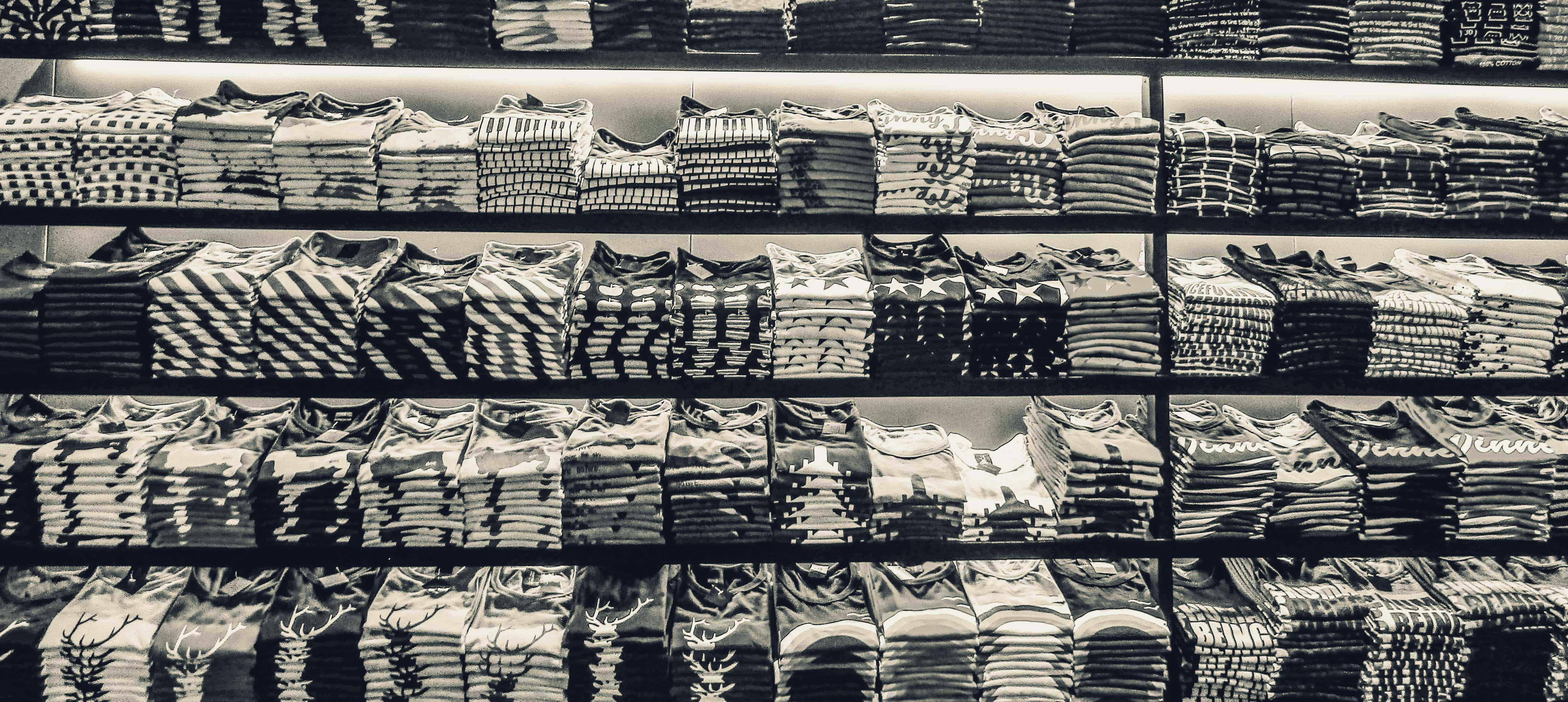 Custom Vending Machines for Merchandise & Apparel (2026 Guide)