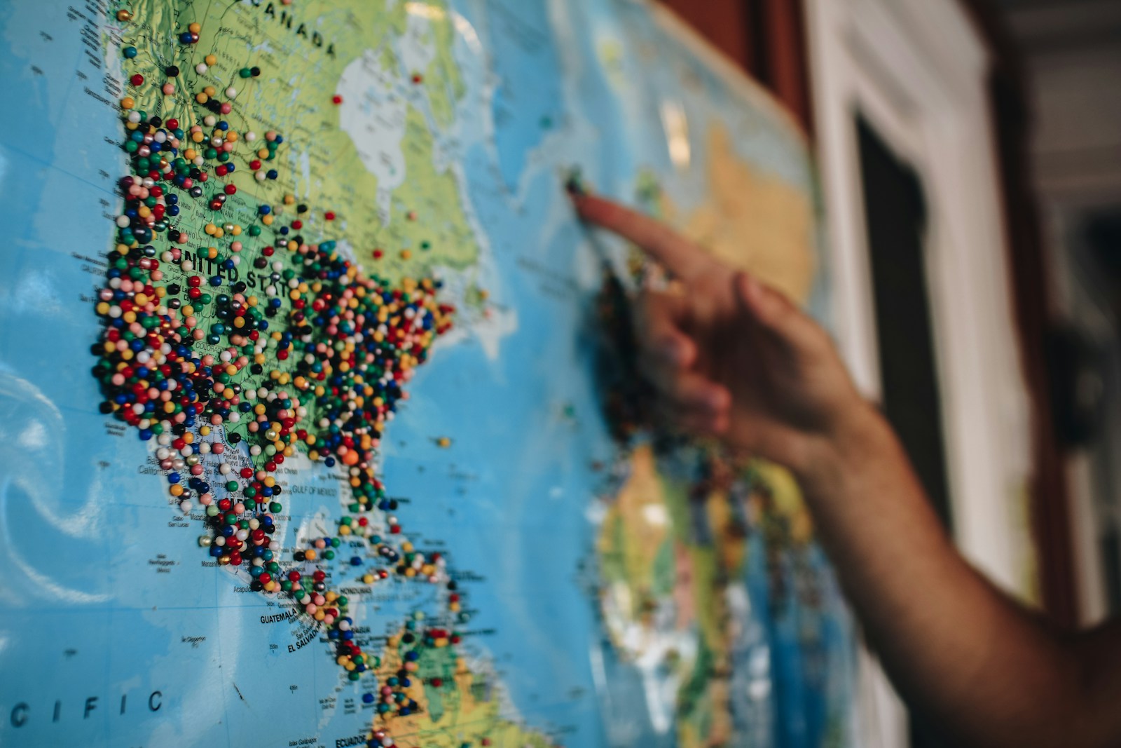 Best Vending Locations 2025: What Works After Testing 100 Sites