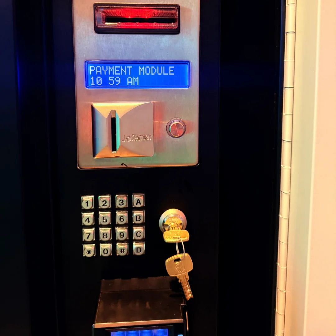 PRO XL Combo Elevator Vending Machine