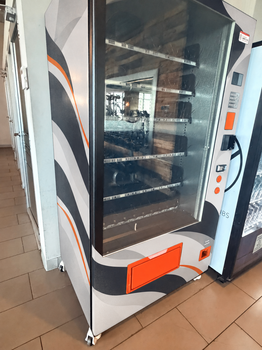 Smart Combo Vending Machine