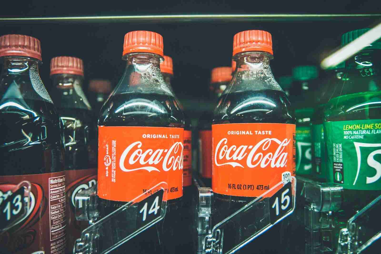 The Ultimate Comparison: Vending Machine Business vs. Traditional Business Models