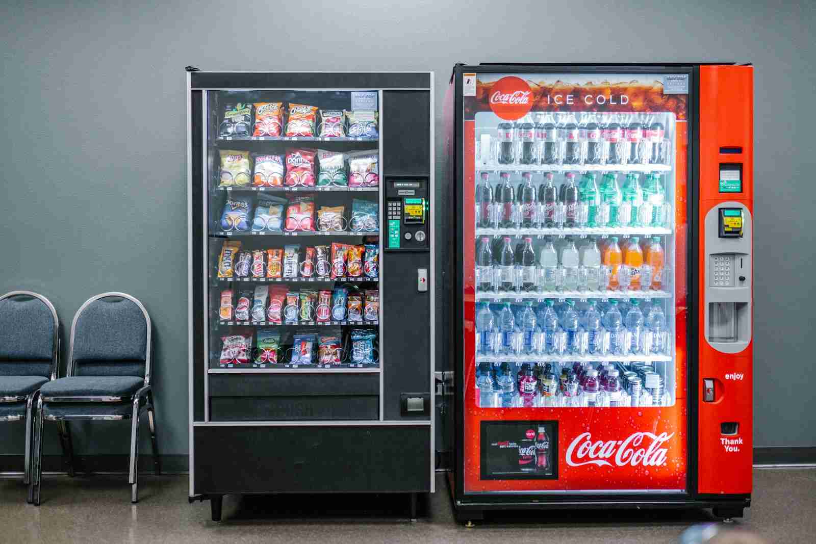 How a Vending Machine with a Card Reader Can 10X Your Sales