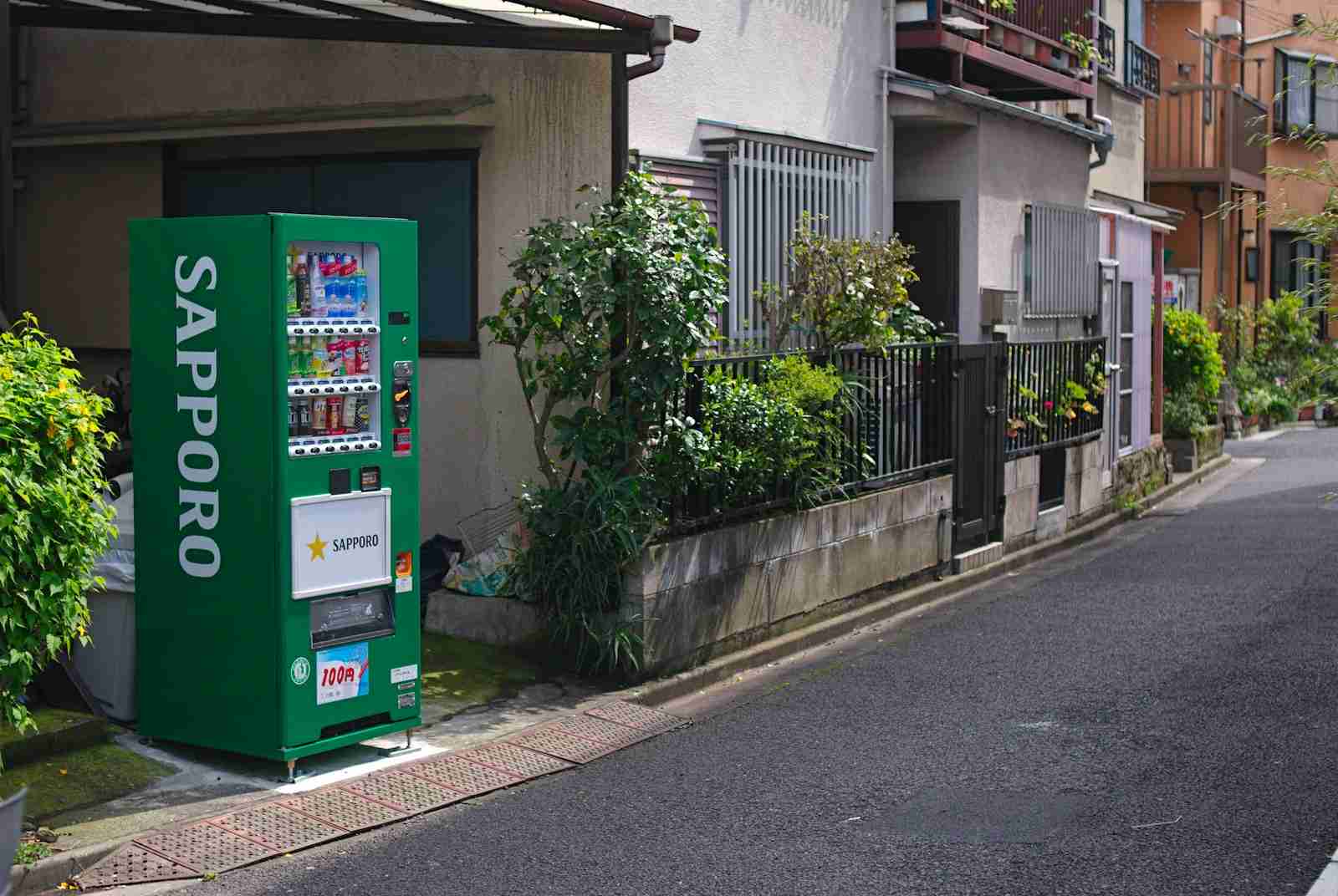 Can You Buy a Vending Machine for Your House? A Complete Guide to Home Vending Machines