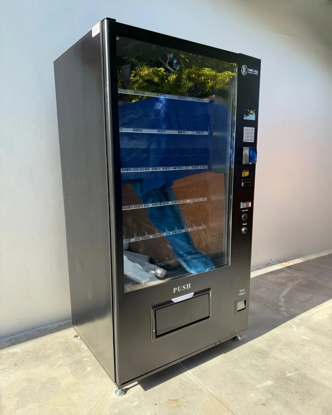 Smart Combo Vending Machine
