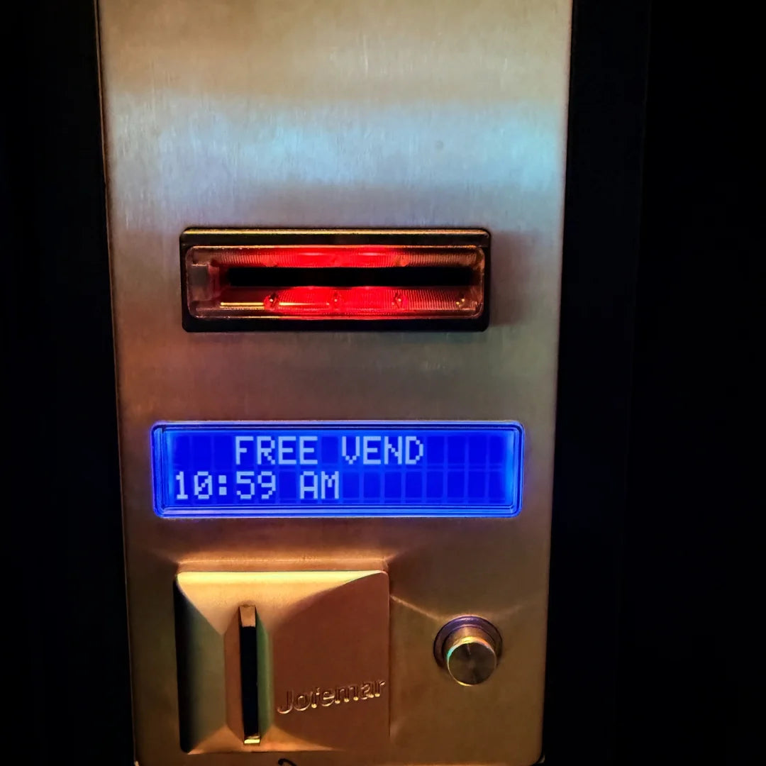 PRO XL Combo Elevator Vending Machine