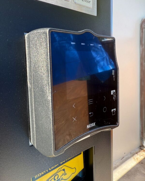 Smart Combo Vending Machine - Image 8