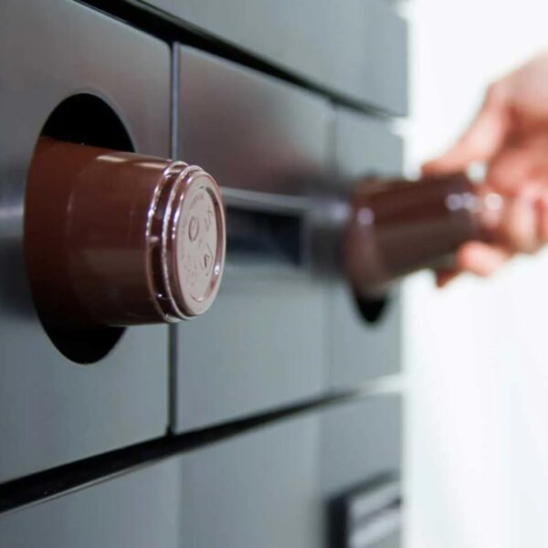 Pro Tabletop Coffee Vending Machine - Image 2