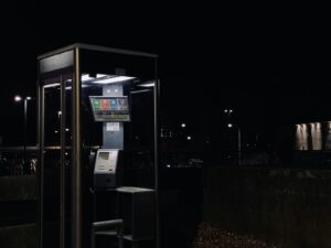 Vending machine cage