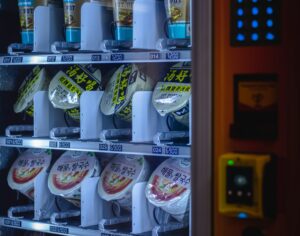 Traditional vs AI Vending Machines